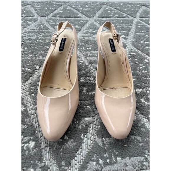 Heels - Picture 2 of 8